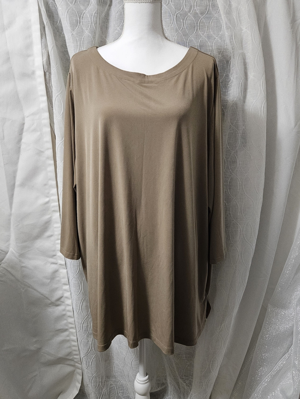 Susan Graver Liquid Knit Women's Taupe Long-Sleeve Scoop Neck Top 4x